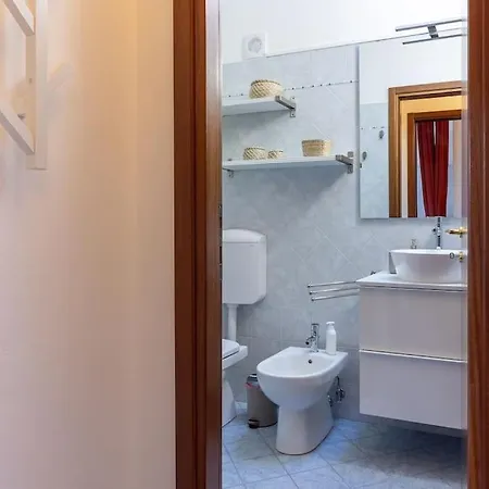 Apartment Posizione Strategica-cosme Tura Ferrara